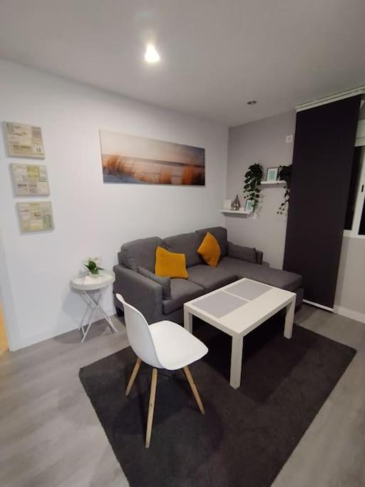 Apartamento Acogedor. Gelves Exterior foto